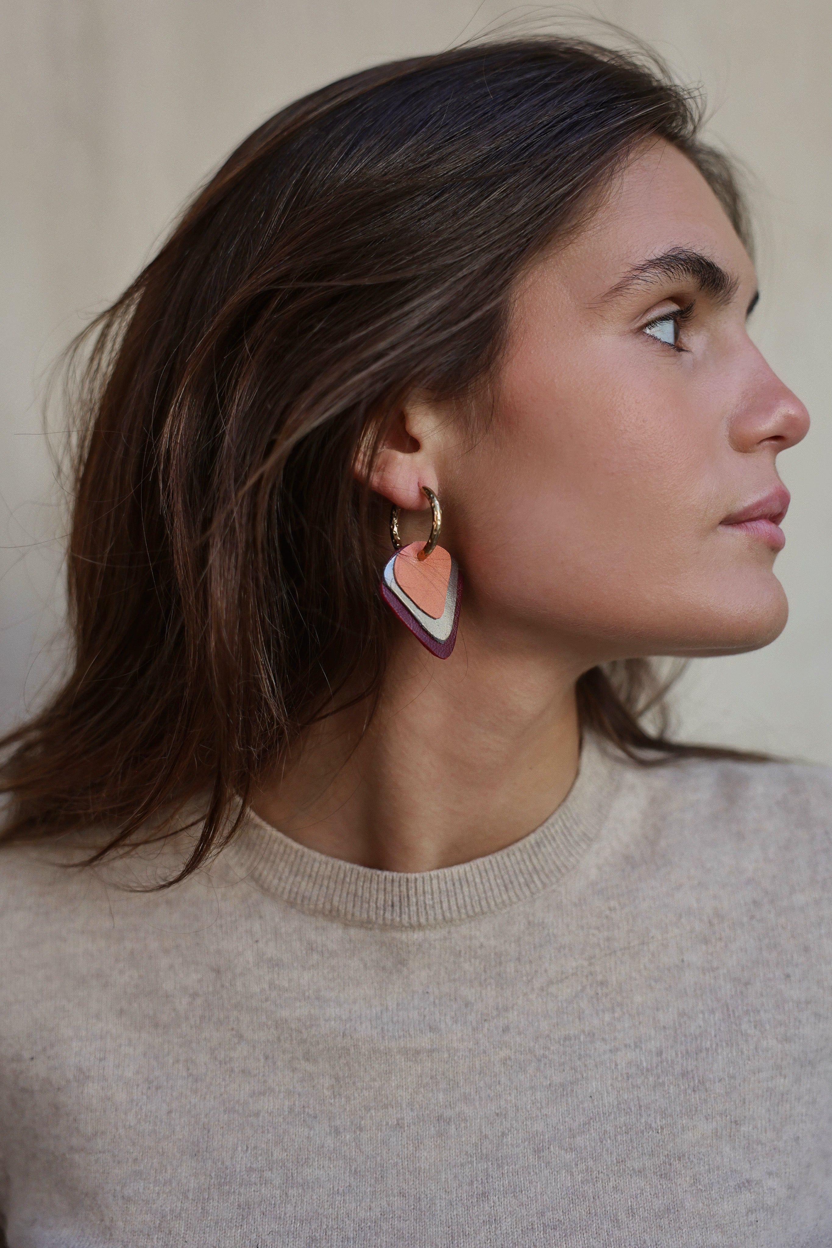 Pendiente Triangulo Granate