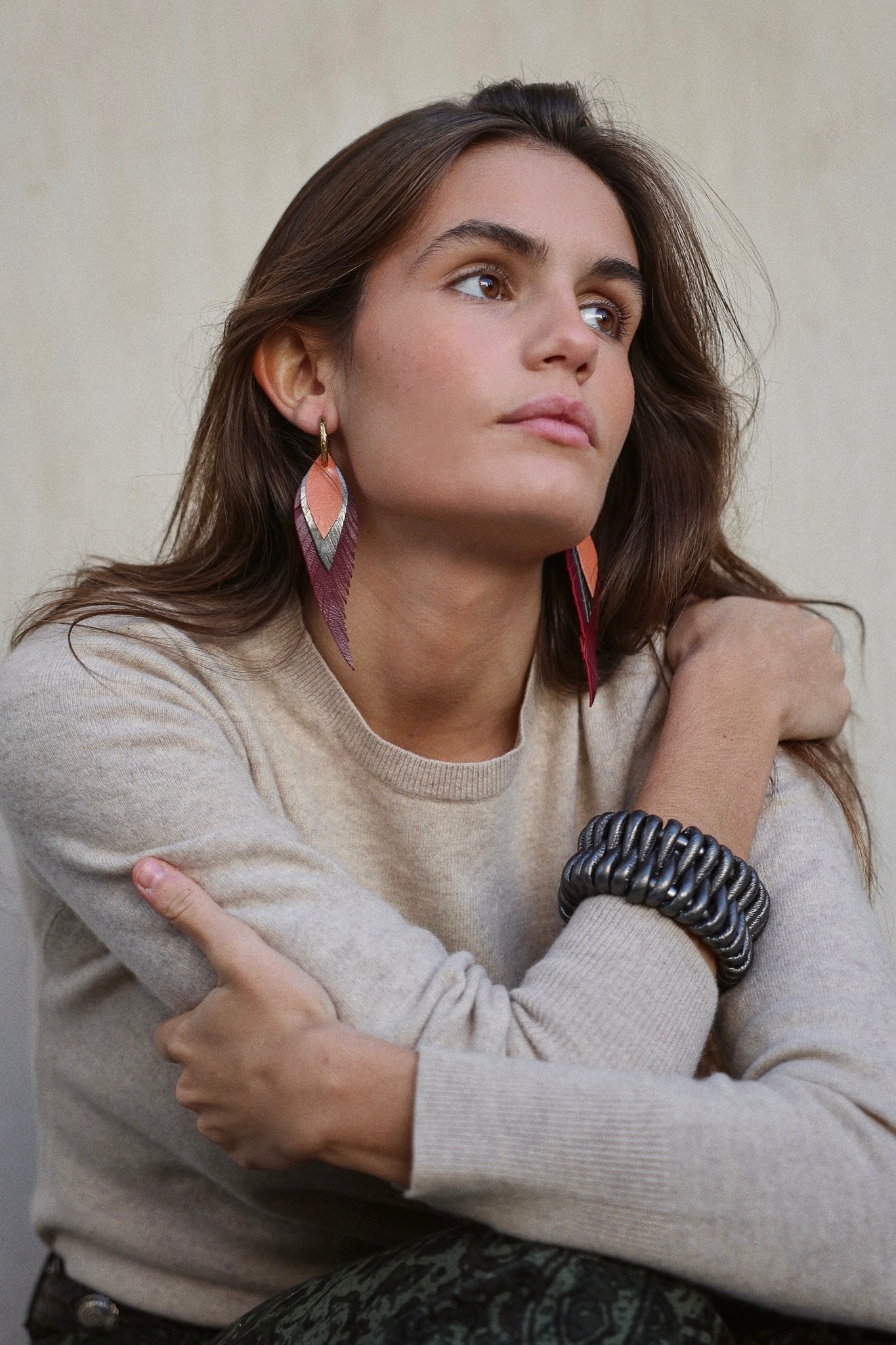 Pendiente Pluma Pequeño Granate