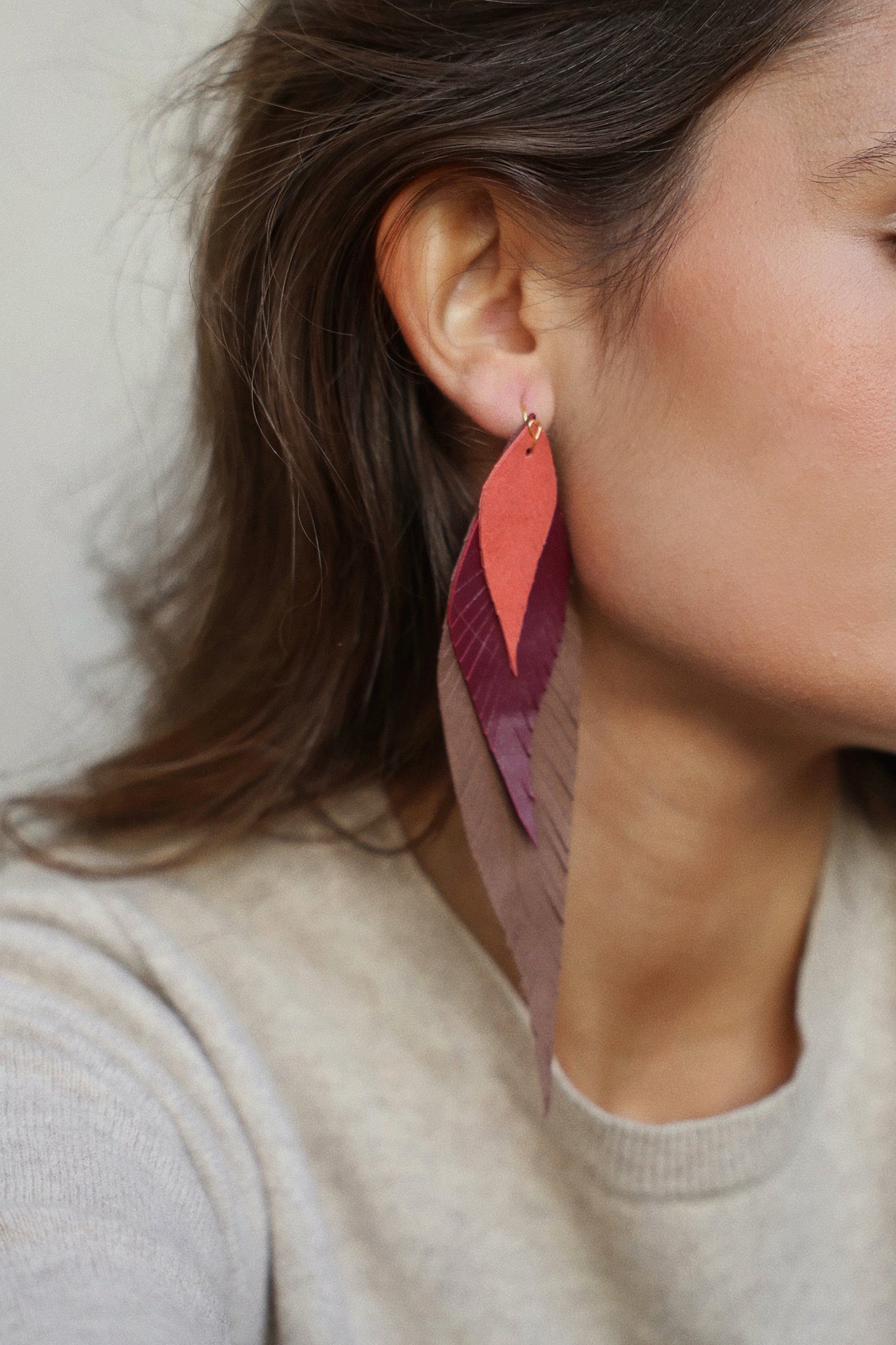 Pendiente Pluma Grande Topo