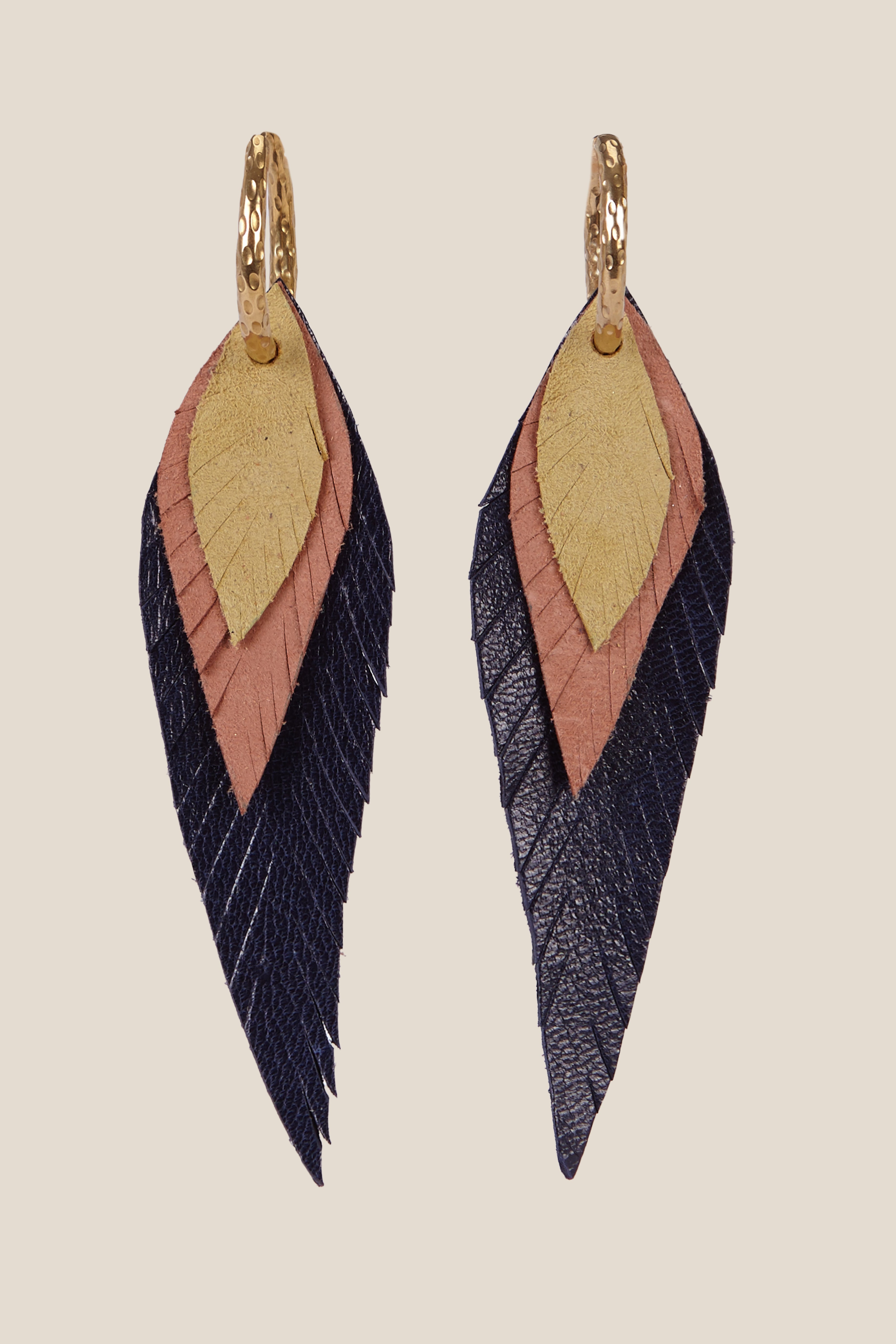 Pendiente Pluma Pequeño Azul Marino