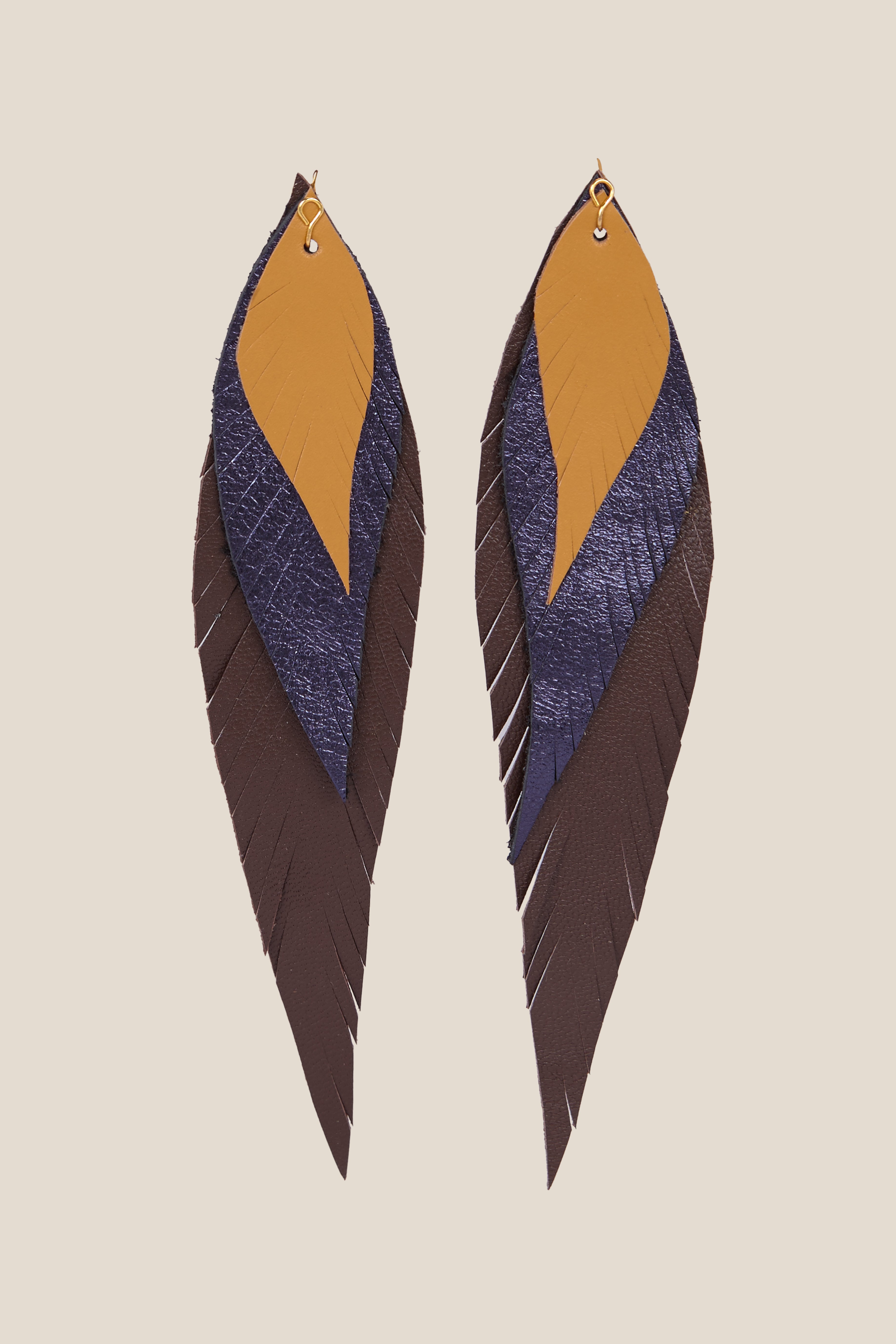 Pendiente Pluma Grande Chocolate